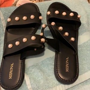 Black/ pearl merona sandals